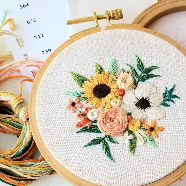 Cozy Harvest Beginner Embroidery Kit – nature+nurture