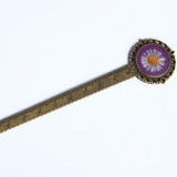 Pressed Flower Bookmark - Fleabane, Large Circle, Antique Bronze