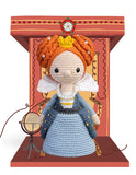 More Crochet Iconic Women: Amigurumi Patterns for 15 Incredible Women Who Changed the World