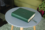 NIV, Journal the Word Bible (Perfect for Note-Taking), Leathersoft, Green, Red Letter, Comfort Print: Reflect, Take Notes, or Create Art Next to Your (NIV Journal the Word Bible)