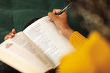 NIV, Journal the Word Bible for Women, Cloth Over Board, Navy, Red Letter Edition, Comfort Print: 500+ Prompts to Encourage Journaling and Reflection