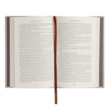 A Tale of Two Cities (Signature Clothbound Editions) by Charles Dickens