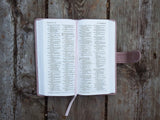 NIV, Pocket Thinline Bible, Leathersoft, Pink, Snap Closure, Red Letter, Comfort Print by Zondervan