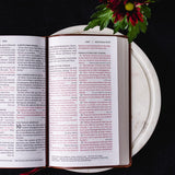 NKJV, Reference Bible, Personal Size, Large Print, Leathersoft, Brown, Red Letter Edition, Comfort Print: Holy Bible, New King James Version